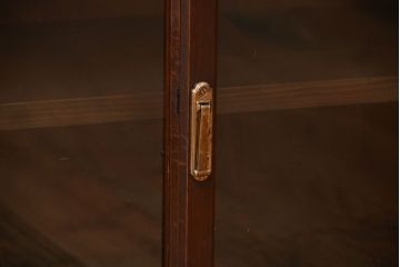 アンティーク家具　アンティーク　古い木製の変わり型引き戸収納棚