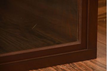 アンティーク家具　アンティーク　古い木製の変わり型引き戸収納棚