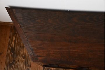 アンティーク家具　アンティーク　引き出し8杯付き!引き戸収納棚(薬箪笥)