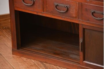 アンティーク家具　アンティーク　引き出し8杯付き!引き戸収納棚(薬箪笥)