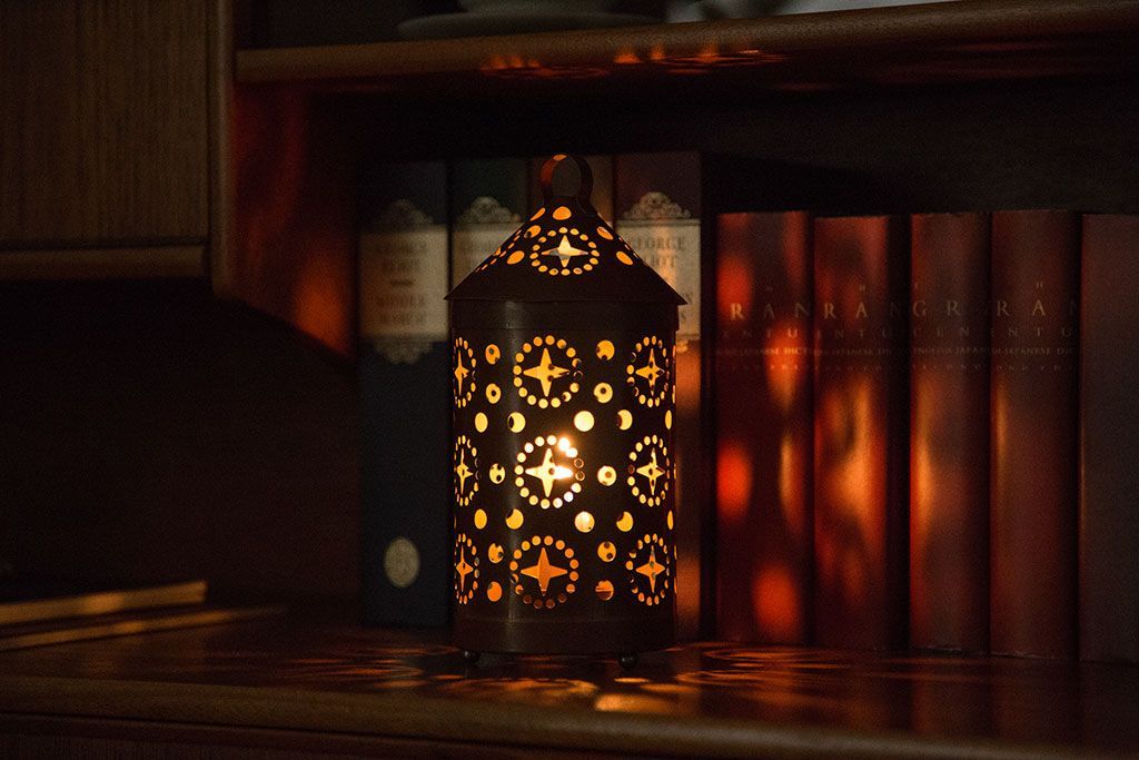 アンティーク雑貨　北欧ビンテージ　古い銅製のかわいいキャンドルシェード