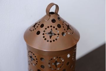 アンティーク雑貨　北欧ビンテージ　古い銅製のかわいいキャンドルシェード