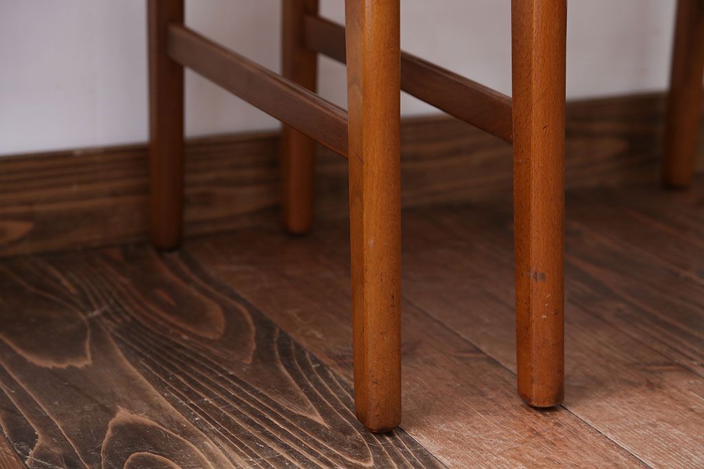 ヴィンテージ家具　北欧ビンテージ　チーク材のシンプルでおしゃれなダイニングチェア2脚セット