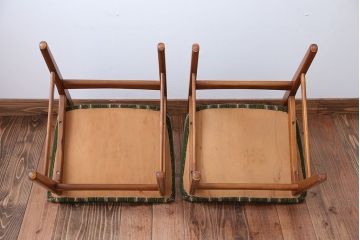 ヴィンテージ家具　北欧ビンテージ　チーク材のシンプルでおしゃれなダイニングチェア2脚セット