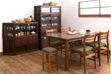 ヴィンテージ家具　北欧ビンテージ　チーク材のシンプルでおしゃれなダイニングチェア(1)