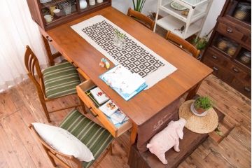 ヴィンテージ家具　北欧ビンテージ　チーク材のシンプルでおしゃれなダイニングチェア(2)