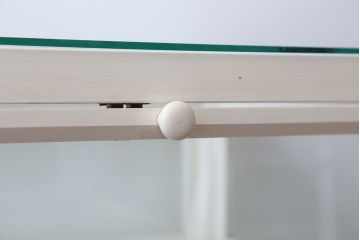 アンティーク家具　アンティーク　飾り棚付きペイントガラスケース