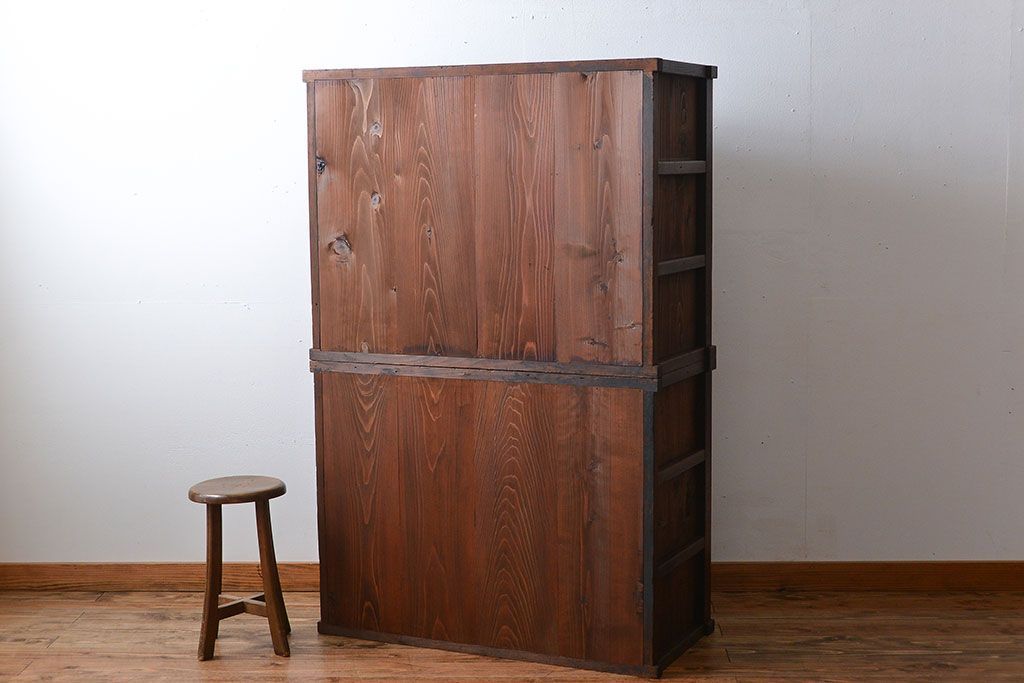 アンティーク家具　アンティーク　モールガラス入り!古い木製の縦型重ね収納棚