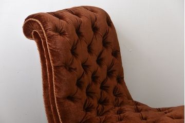 アンティーク家具　イギリスアンティーク　高級感あふれるシックな1人掛けソファ