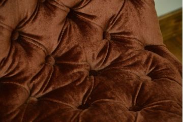 アンティーク家具　イギリスアンティーク　高級感あふれるシックな1人掛けソファ