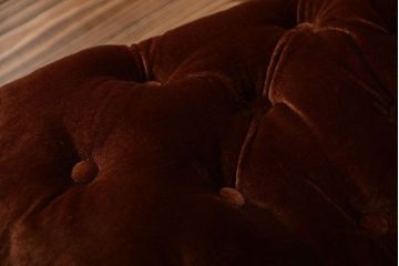 アンティーク家具　イギリスアンティーク　高級感あふれるシックな1人掛けソファ