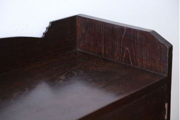 アンティーク家具　アンティーク　古い木製のモールガラス入り本箱