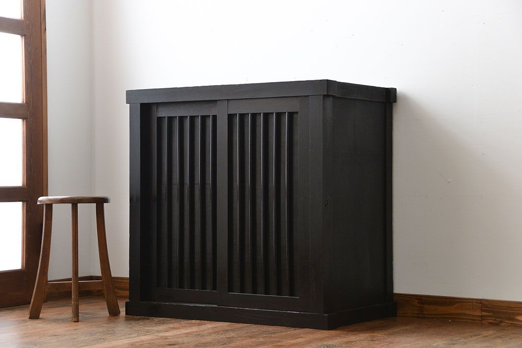 アンティーク家具　古民具・骨董　江戸〜明治　古い木製の味わい深い収納棚