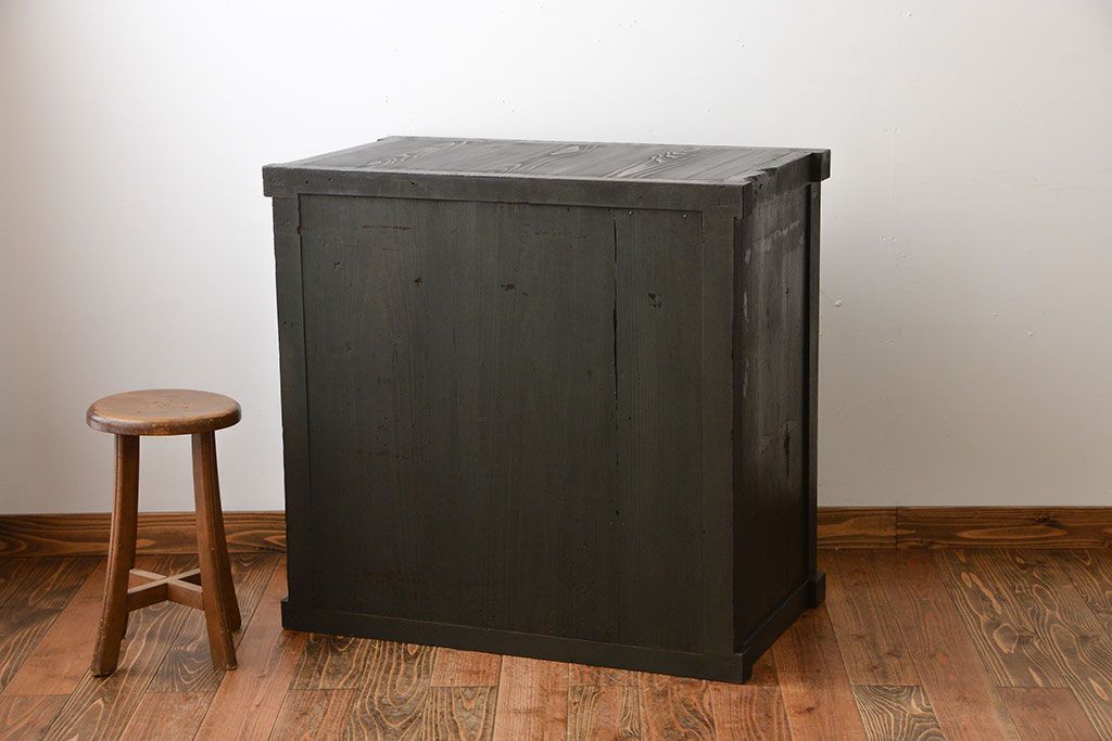 アンティーク家具　古民具・骨董　江戸〜明治　古い木製の味わい深い収納棚