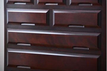 中古　民芸家具　モダンでおしゃれなチェスト