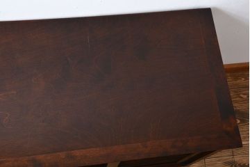 中古　北海道民芸家具　シックな脚付きサイドボード