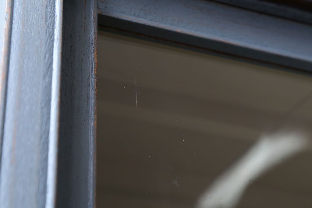 アンティーク家具　アンティークペイント　大きな重ねガラス戸収納棚