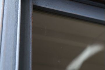 アンティーク家具　アンティークペイント　大きな重ねガラス戸収納棚