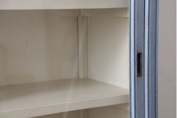 アンティーク家具　アンティークペイント　大きな重ねガラス戸収納棚