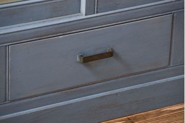 アンティーク家具　アンティークペイント　大きな重ねガラス戸収納棚