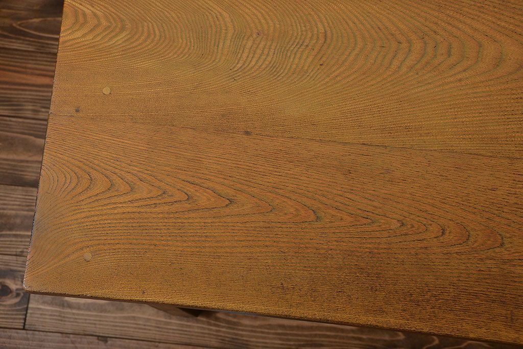 アンティーク家具　アンティーク　古い木製の小ぶりなデスク(片袖机)