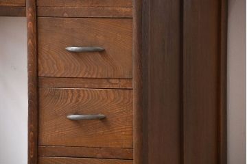 アンティーク家具　アンティーク　古い木製の小ぶりなデスク(片袖机)