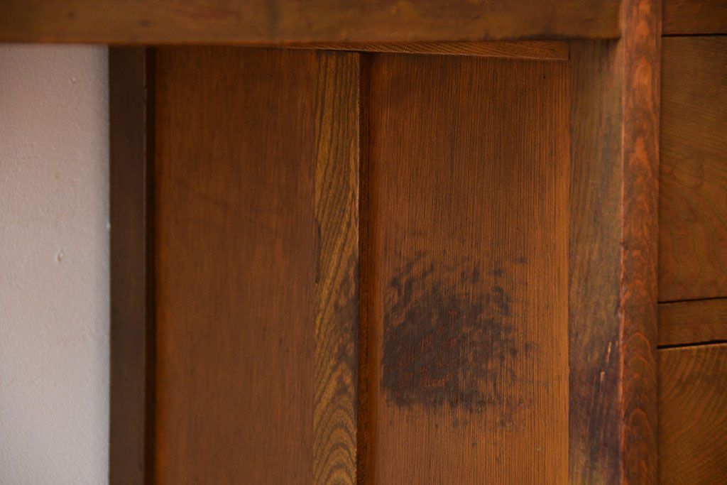 アンティーク家具　アンティーク　古い木製の小ぶりなデスク(片袖机)