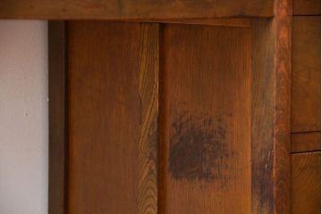 アンティーク家具　アンティーク　古い木製の小ぶりなデスク(片袖机)