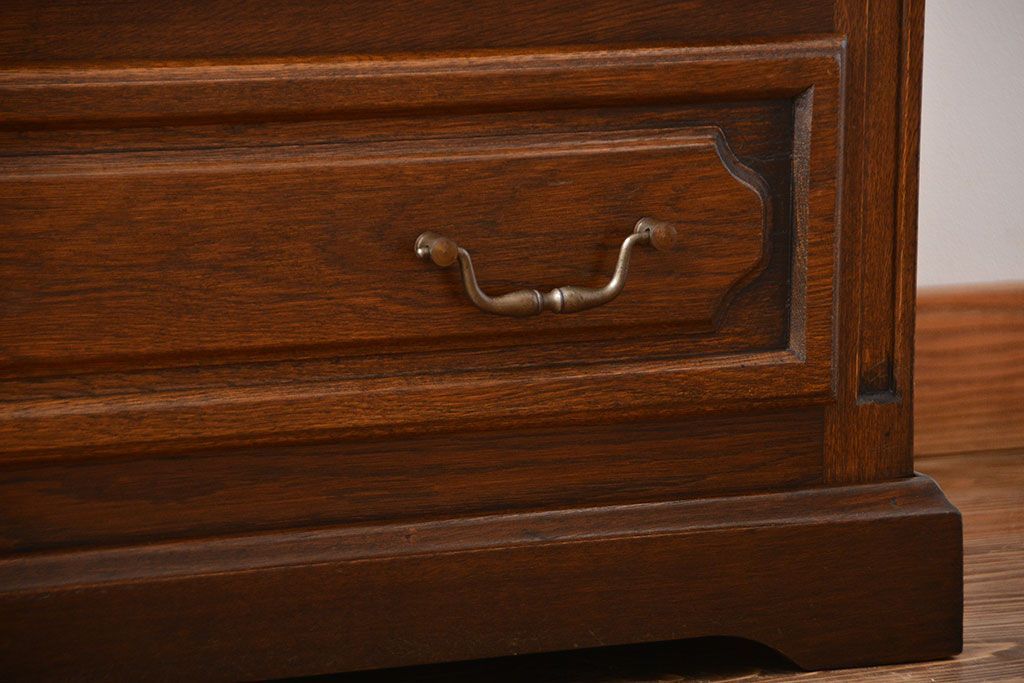 ヴィンテージ家具　ビンテージ　オーク材の高級ライティングビューロー