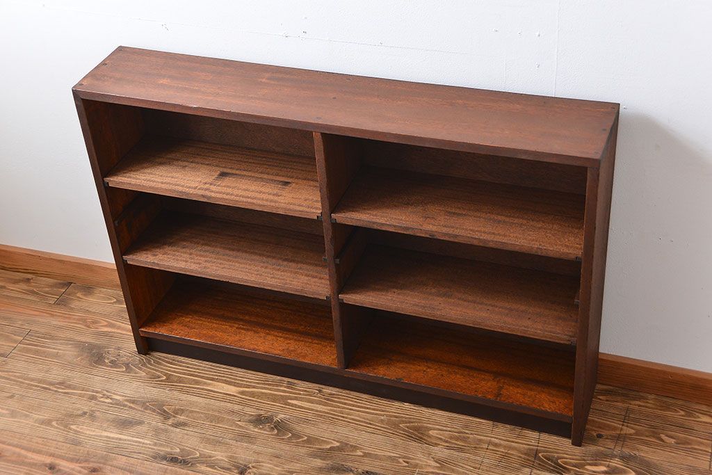 アンティーク家具　アンティーク　古い木製のシンプルな薄型本棚(1)