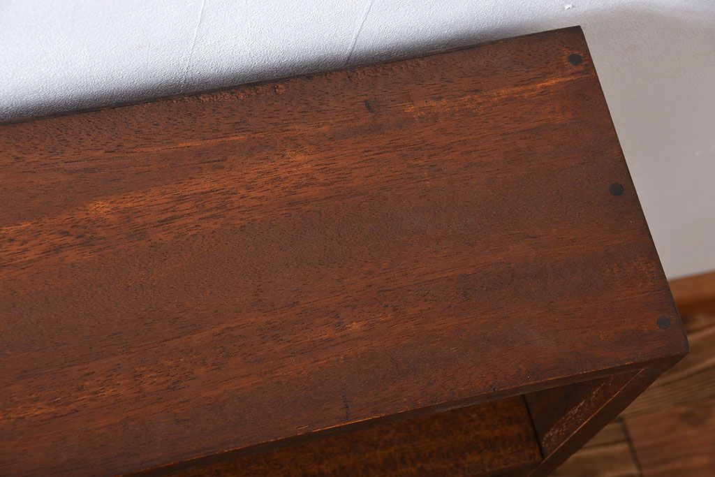 アンティーク家具　アンティーク　古い木製のシンプルな薄型本棚(1)