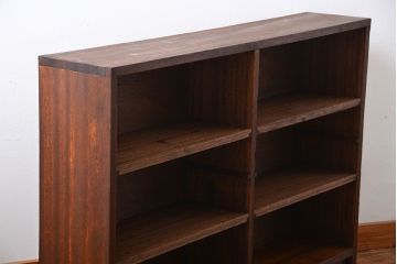 アンティーク家具　アンティーク　古い木製のシンプルな薄型本棚(1)
