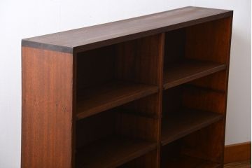 アンティーク家具　アンティーク　古い木製のシンプルな薄型本棚(2)