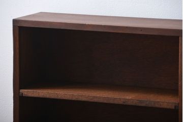 アンティーク家具　アンティーク　古い木製のシンプルな薄型本棚(2)