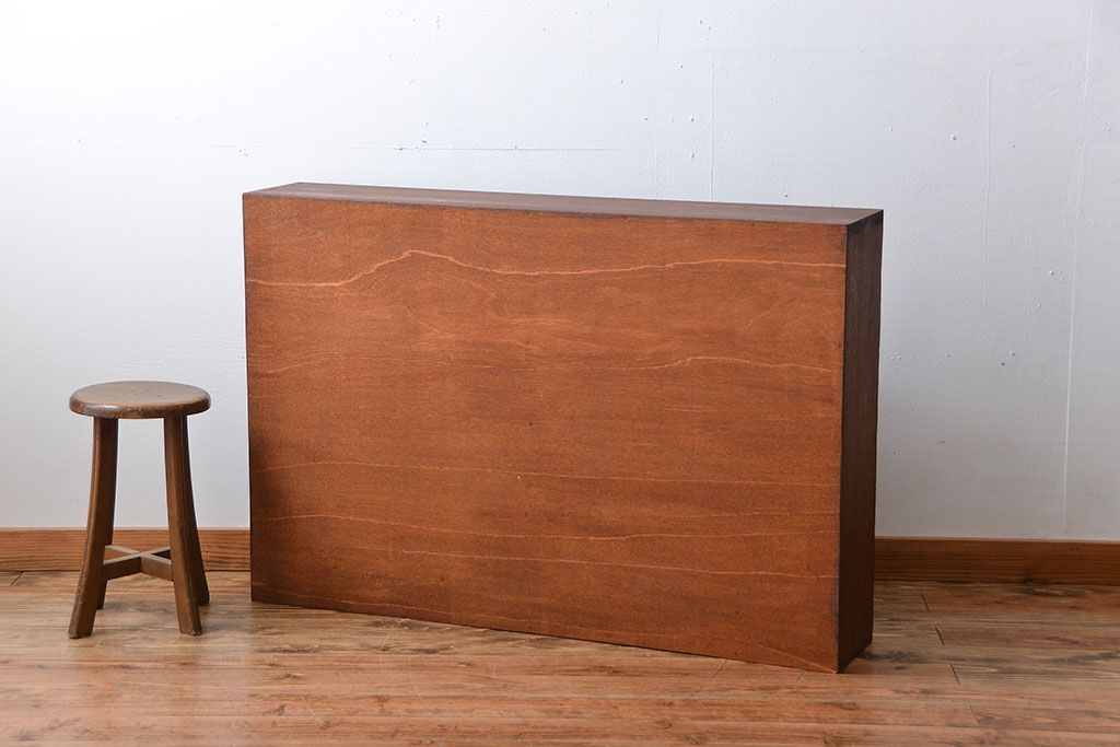 アンティーク家具　アンティーク　古い木製のシンプルな薄型本棚(2)