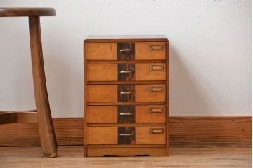 レトロ家具　昭和レトロ　ネームプレート付き!古い木製のアンティーク小引き出し