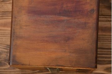 レトロ家具　昭和レトロ　ネームプレート付き!古い木製のアンティーク小引き出し