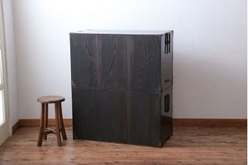 アンティーク家具　古民具・骨董　前面欅材!漆の綺麗な重ね衣装箪笥