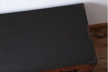 アンティーク家具　古民具・骨董　前面欅材!漆の綺麗な重ね衣装箪笥