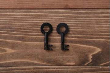 アンティーク家具　古民具・骨董　前面欅材!漆の綺麗な重ね衣装箪笥