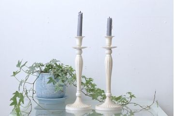 アンティーク雑貨　アンティーク調　イギリス輸入品　背の高いおしゃれなキャンドルスタンドペアセット
