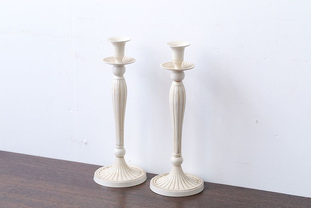 アンティーク雑貨　アンティーク調　イギリス輸入品　背の高いおしゃれなキャンドルスタンドペアセット