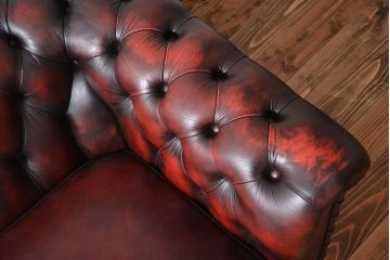 アンティーク家具　イギリスアンティーク　本革2人掛けチェスターフィールドソファ