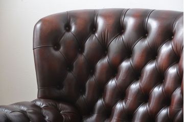 アンティーク家具　イギリスアンティーク　本革1人掛けチェスターフィールドソファ