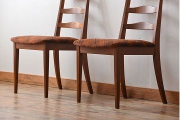 ヴィンテージ家具　北欧ビンテージ　G-PLAN(ジープラン)　おしゃれなラダーバックチェア(ダイニングチェア)2脚セット