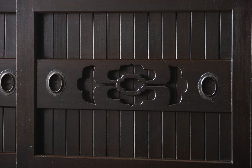 アンティーク家具　古民具・骨董　京都産の重厚な二段重ね六尺水屋箪笥