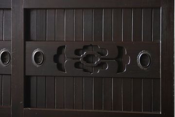 アンティーク家具　古民具・骨董　京都産の重厚な二段重ね六尺水屋箪笥