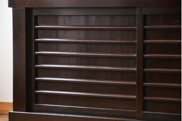 アンティーク家具　古民具・骨董　京都産の重厚な二段重ね六尺水屋箪笥