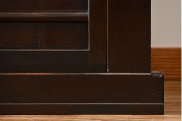 アンティーク家具　古民具・骨董　京都産の重厚な二段重ね六尺水屋箪笥