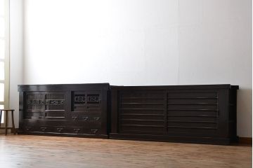 アンティーク家具　古民具・骨董　京都産の重厚な二段重ね六尺水屋箪笥